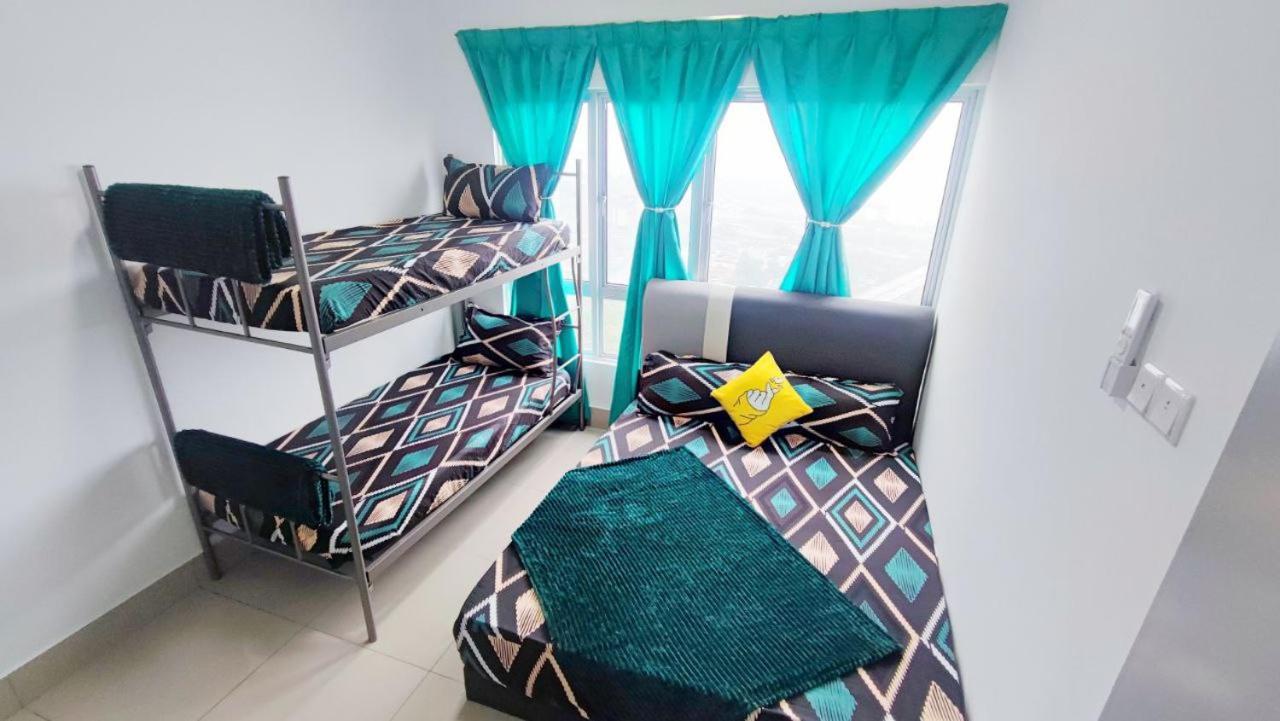Apartment Yolo Budget Kl 5.0