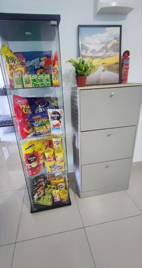 Apartment Yolo Budget Kl 5.0 *